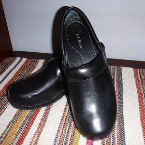 LL Bean Closed Back Clogs Ladies Sz 8.5 Black